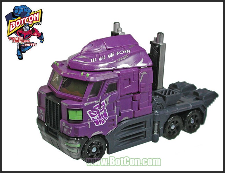 BotCon 08 Shattered Glass Preview Optimus Prime  (2 of 2)